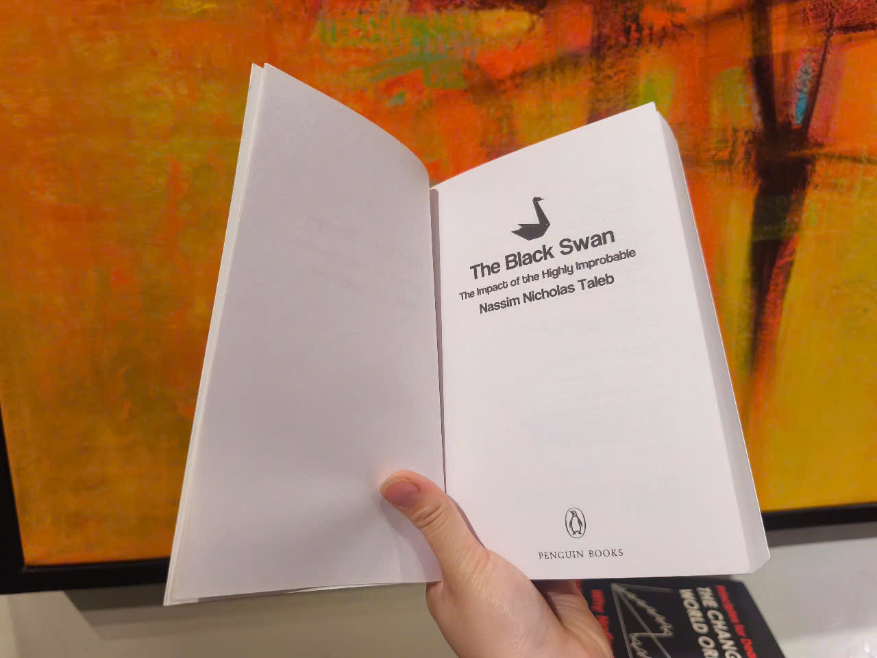 Sách - The Black Swan: The Impact of the Highly Improbable by Nassim Nicholas Taleb - Nonfiction / Economics