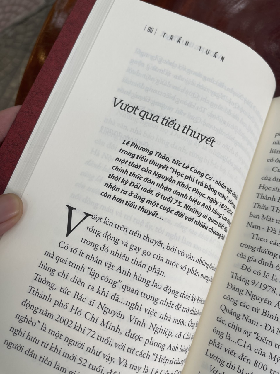 VƯỢT QUA TIỂU THUYẾT – Trần Tuấn – Liên Việt Books (bìa mềm)