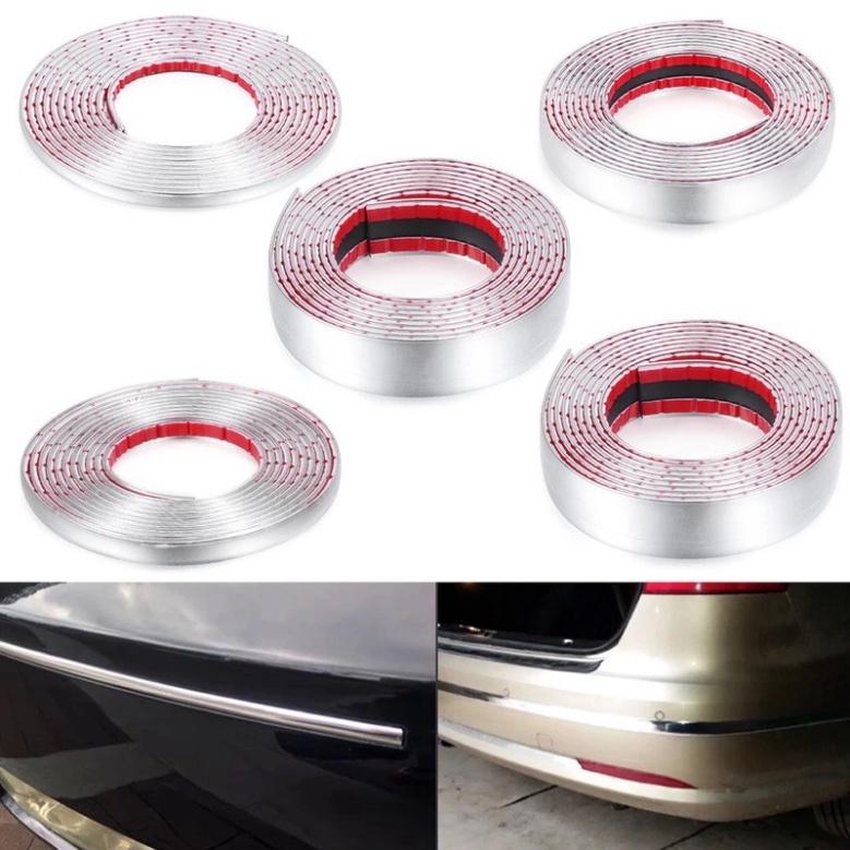 Cuộn nẹp chrome bạc sẵn keo 3m bóc dính phù hợp trang trí nội thất nhà cửa và xe hơi