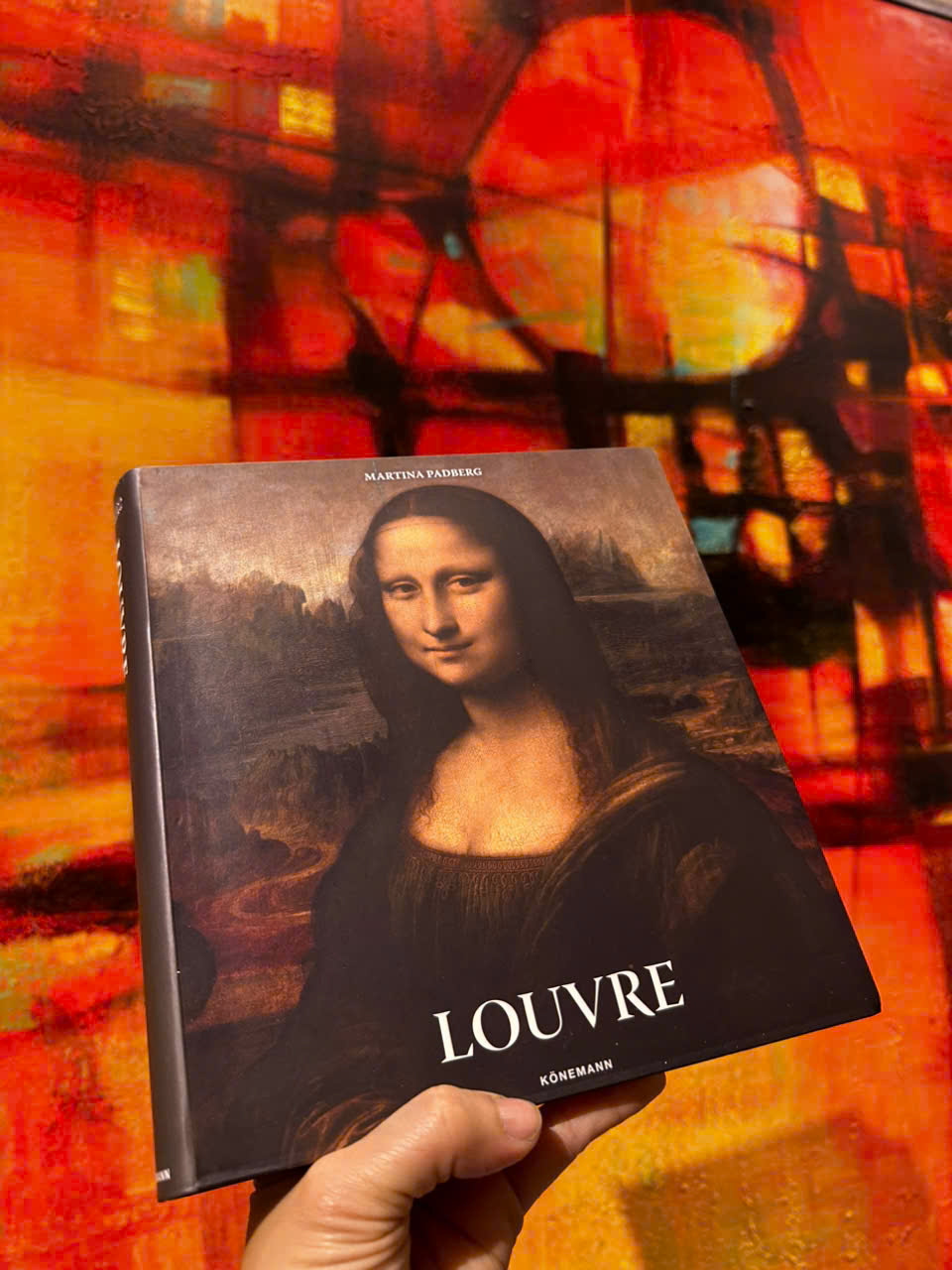 Sách - Louvre by Martina Padberg - Nghệ thuật tiếng Anh/ Art Book in English