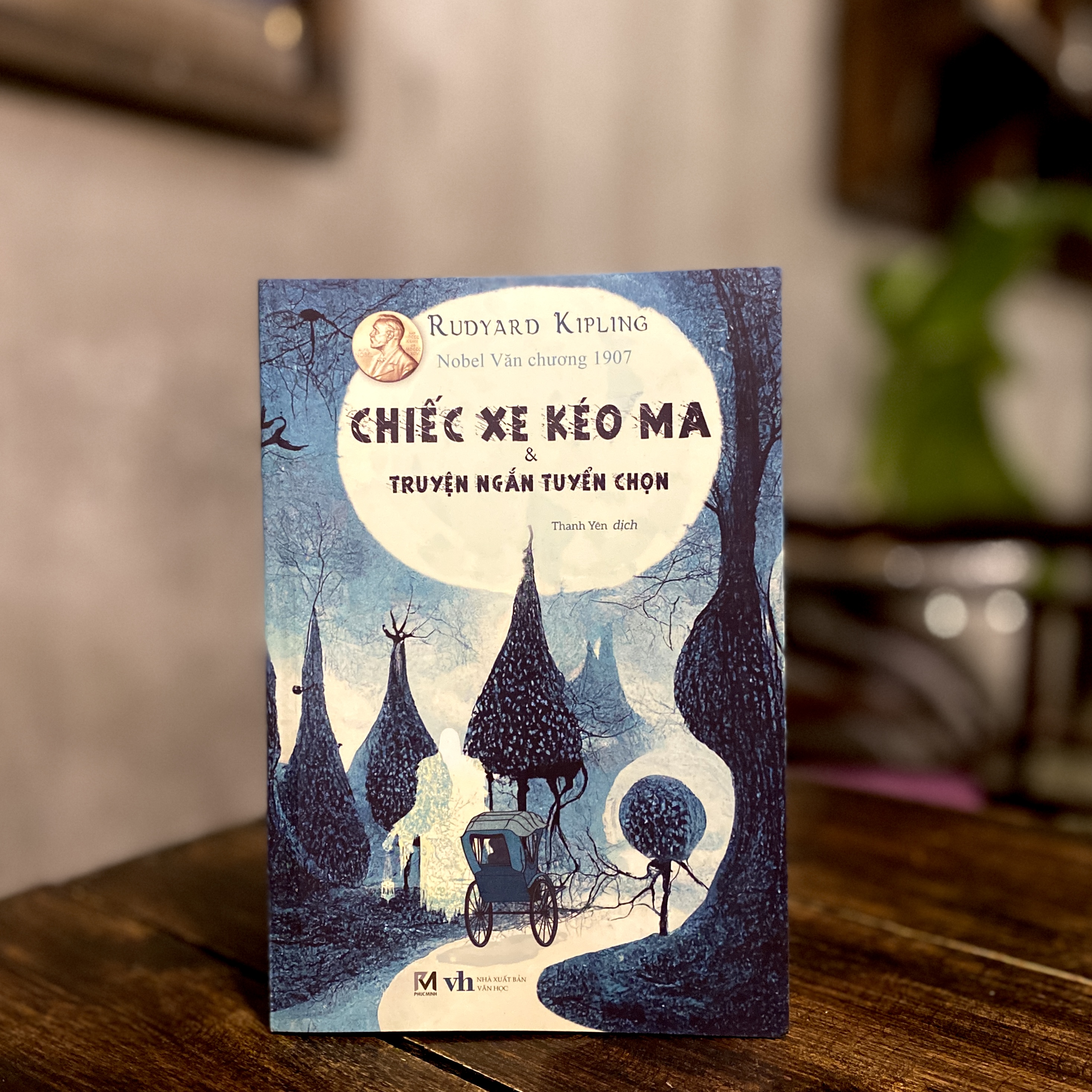 Sách Truyện Kinh Dị - Chiếc Xe Kéo Ma (Tuyển Chọn Truyện Ngắn Kinh Dị Của Rudyard Kipling)