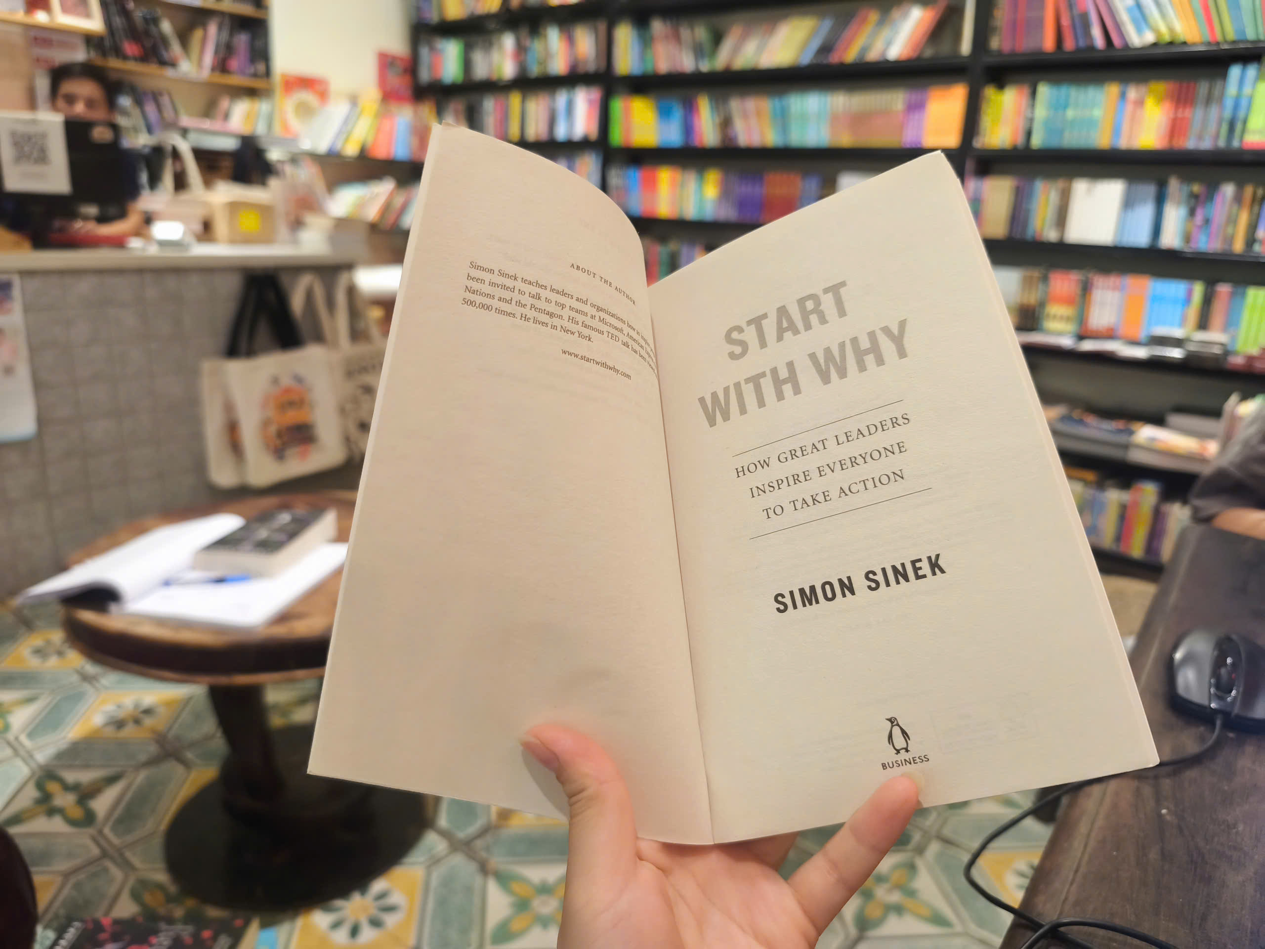 Sách - Start With Why by Simon Sinek - How Great Leaders Inspire Everyone to Take Action