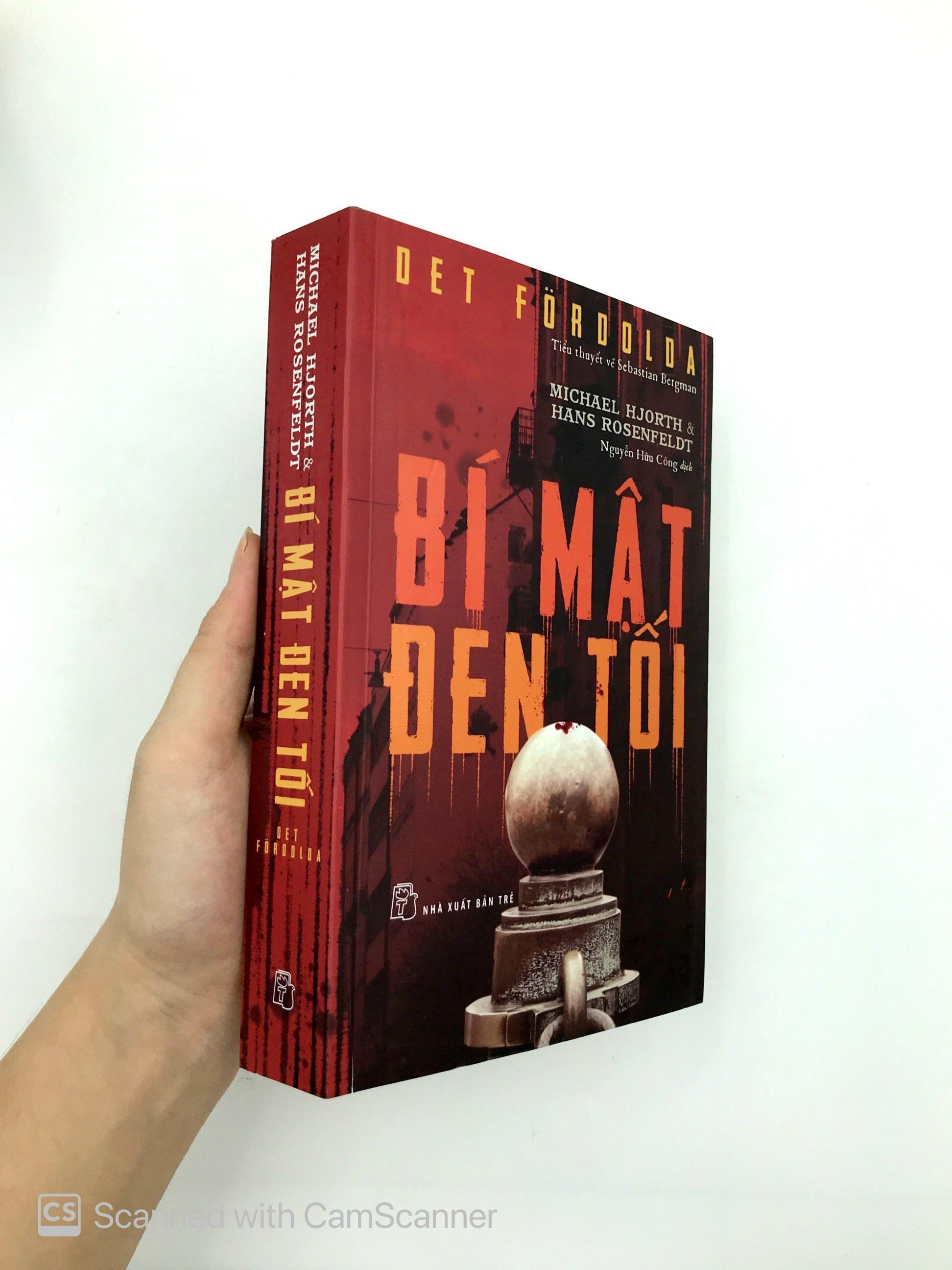 Bí Mật Đen Tối