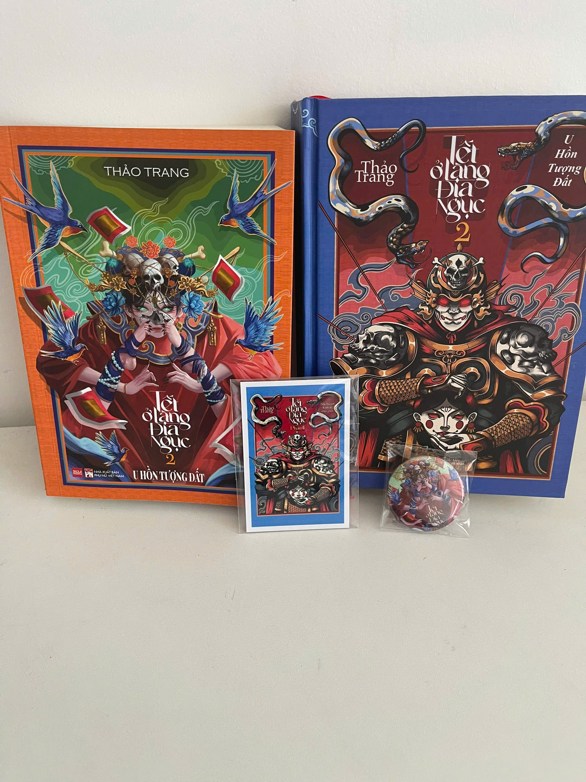 Sách - Tết Ở Làng Địa Ngục Phần 2 - U Hồn Tượng Đất - Saola Books - Thảo Trang - Combo bìa cứng và mềm - Quà bìa cứng + quà bìa mềm + 1 ảnh nam châm bìa sách (ramdom 1 trong 2 hình của bìa cứng hoặc mềm)