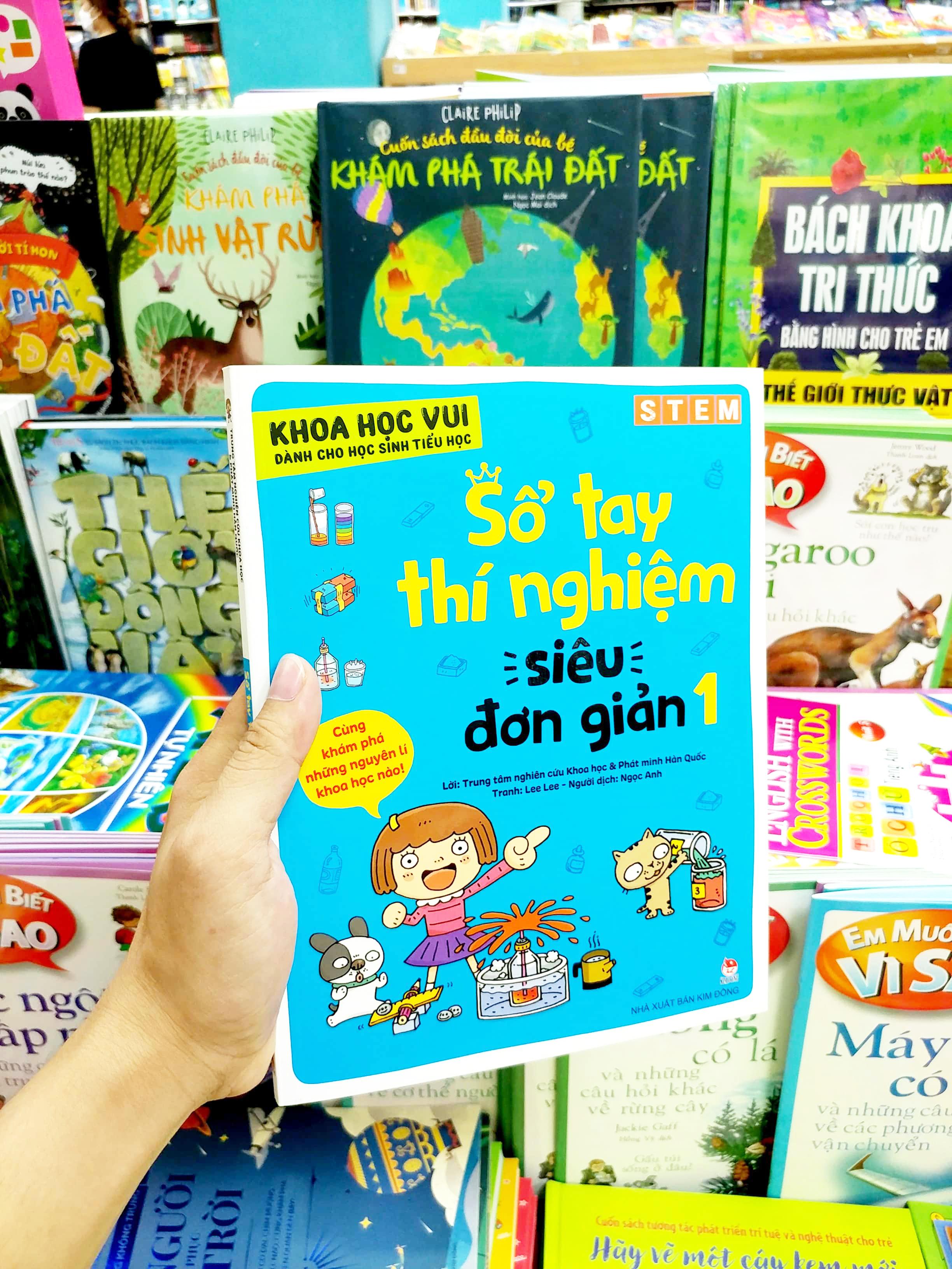 Khoa Học Vui Cho Học Sinh Tiểu Học - Sổ Tay Thí Nghiệm Siêu Đơn Giản - Tập 1