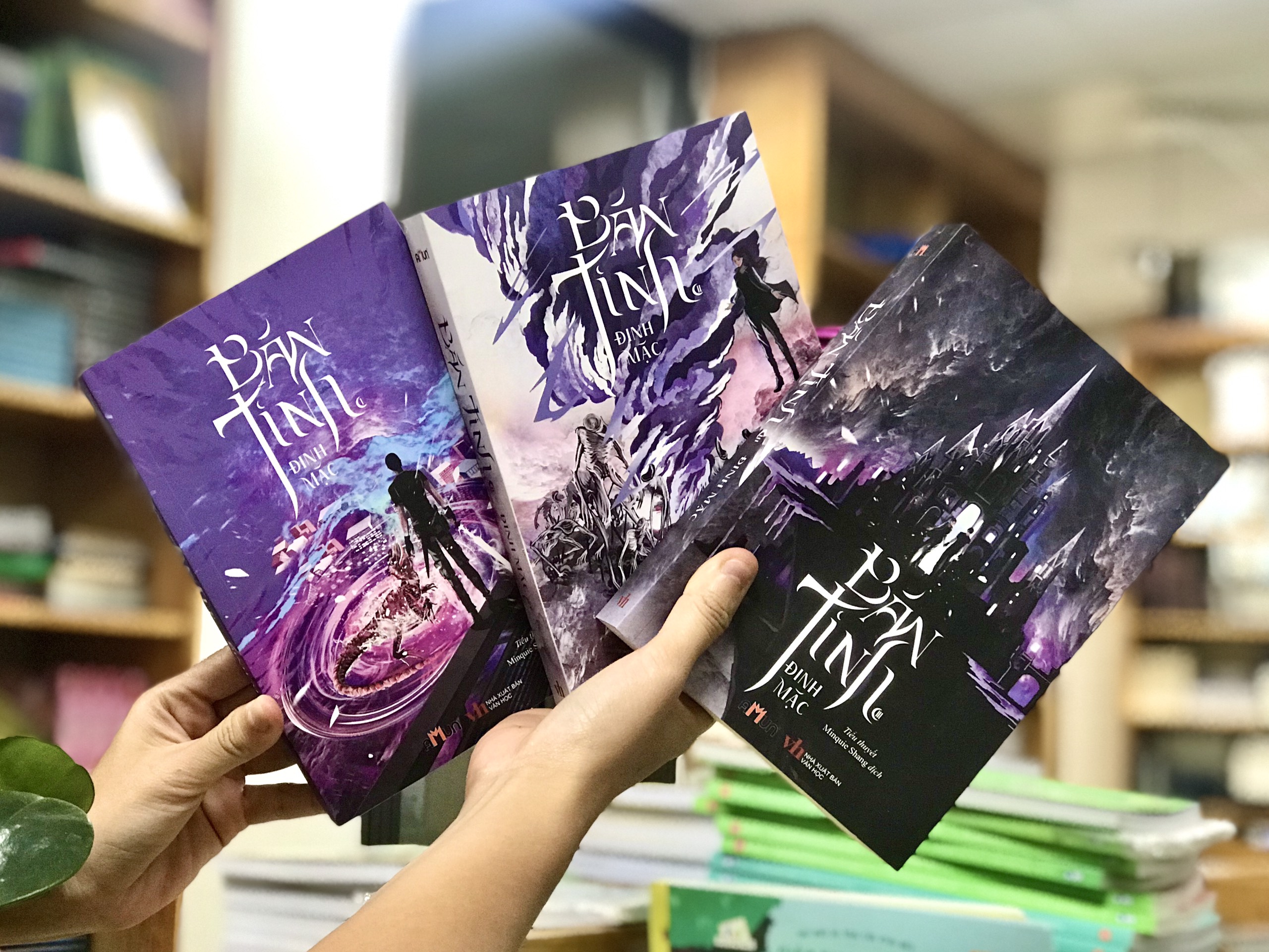Combo Bán tinh 3 Tập - Bản Đặc Biệt Có chữ Ký Tác Giả (Tặng Kèm Postcard + Bookmark)