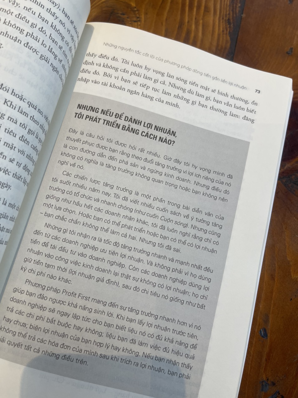 PROFIT FIRST - Dòng tiền gắn liền lợi nhuận – Mike Michalowicz - Alphabooks -Nhà Xuất Bản Công Thương