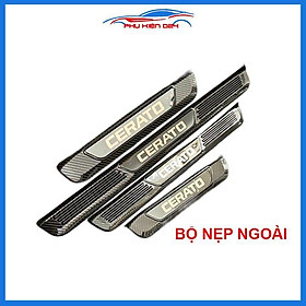 Bộ nẹp bước chân trong ngoài vân Cacbon xe Cerato 2019-2020 chống trầy làm đẹp ô tô