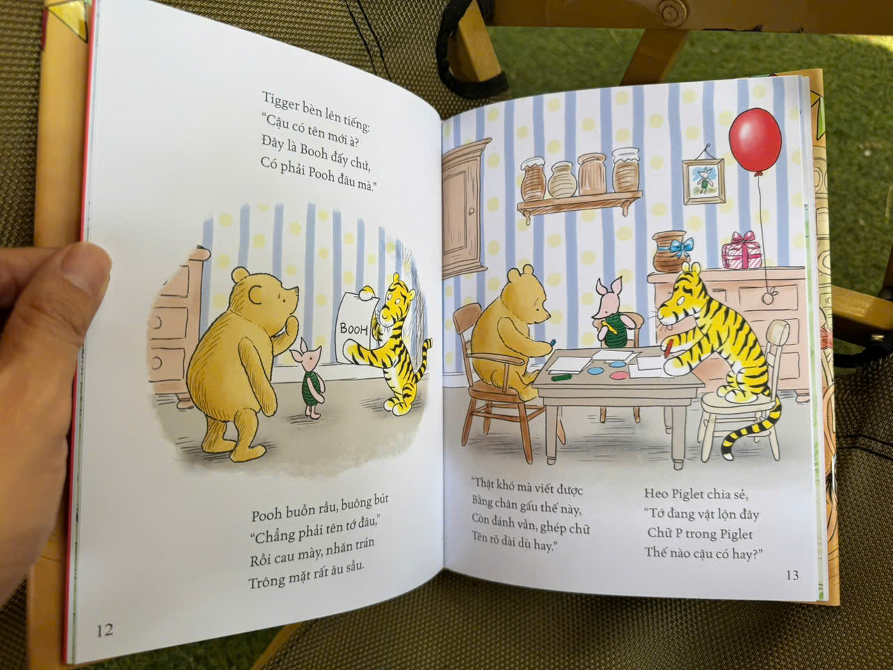 (Bìa cứng) GẤU POOH VÀ BỮA TIỆC – Jeanne Willis – Nhân Dân Books - NXB Văn Học