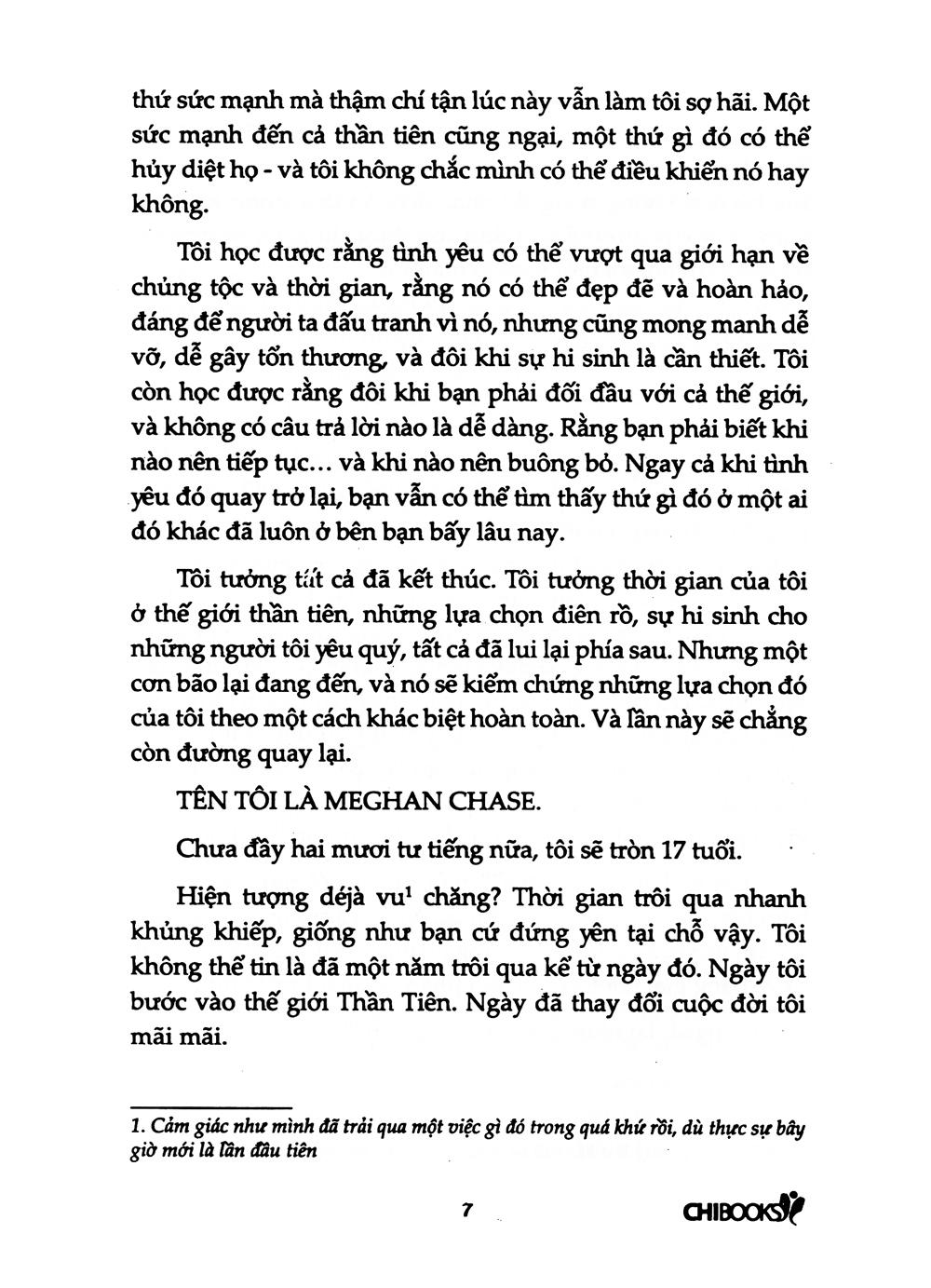 Nữ Hoàng Sắt (Phần 3 Series Thế Giới Của Tiên Sắt)