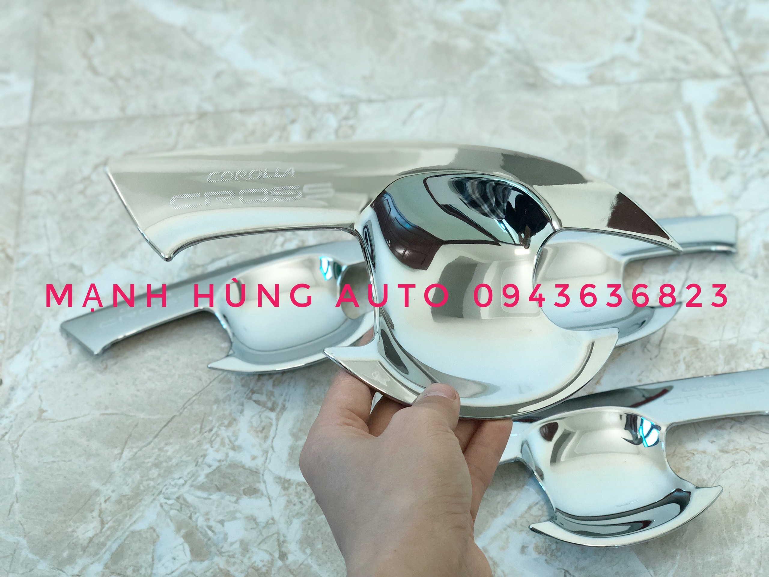 Ốp Tay Hõm Cửa Xe Toyota Cross 2021 - mạ Crom