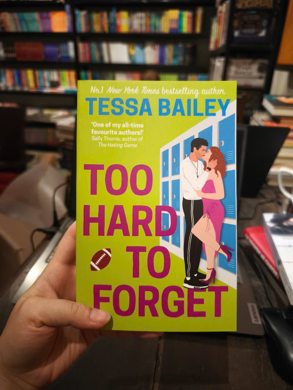 Sách - Too Hard to Forget by Tessa Bailey - Romance / Fiction in English