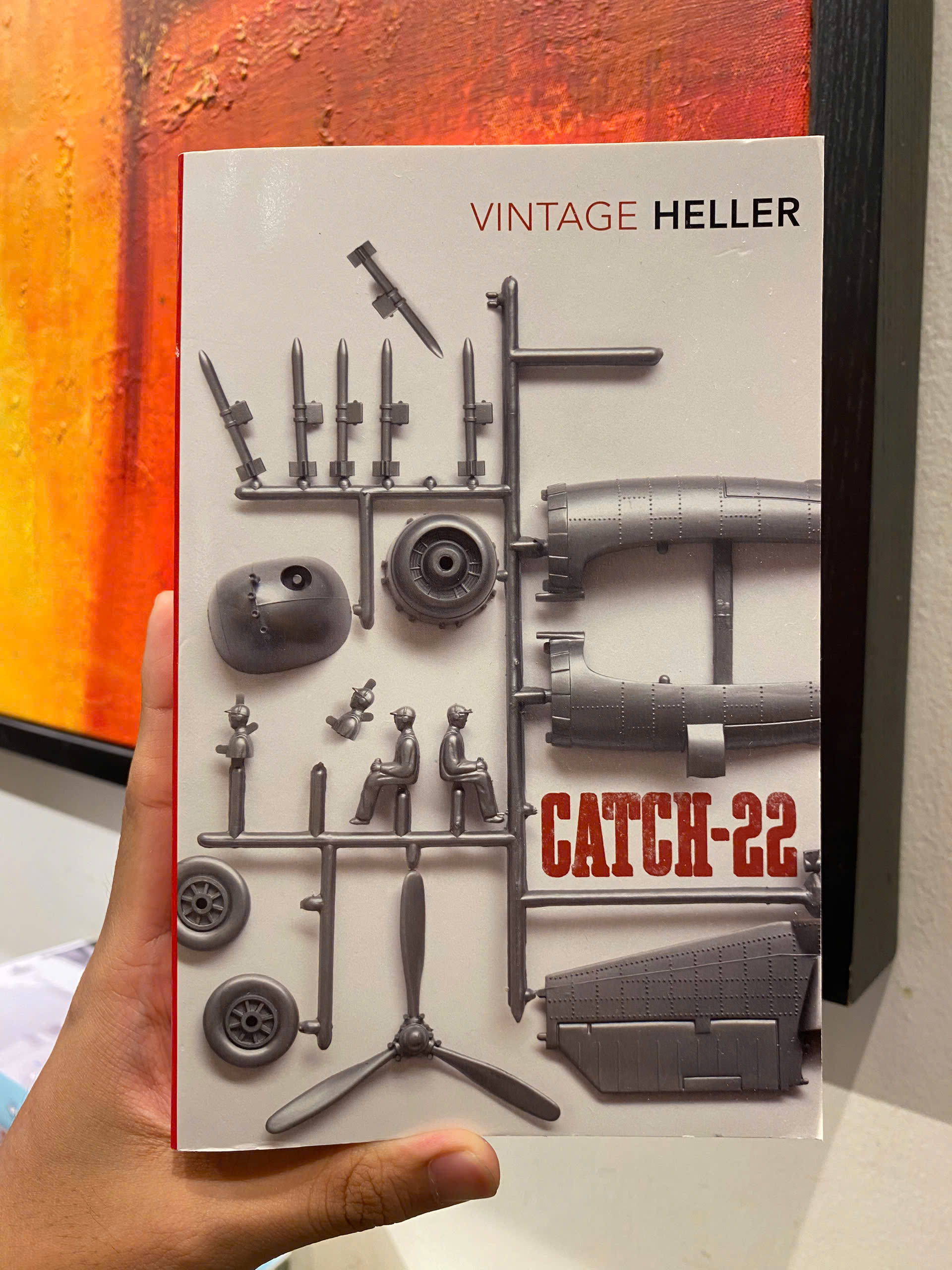 Sách - Catch-22 by Joseph Heller/English Poetry, Drama & Criticism/Sách ngoại văn chính hãng
