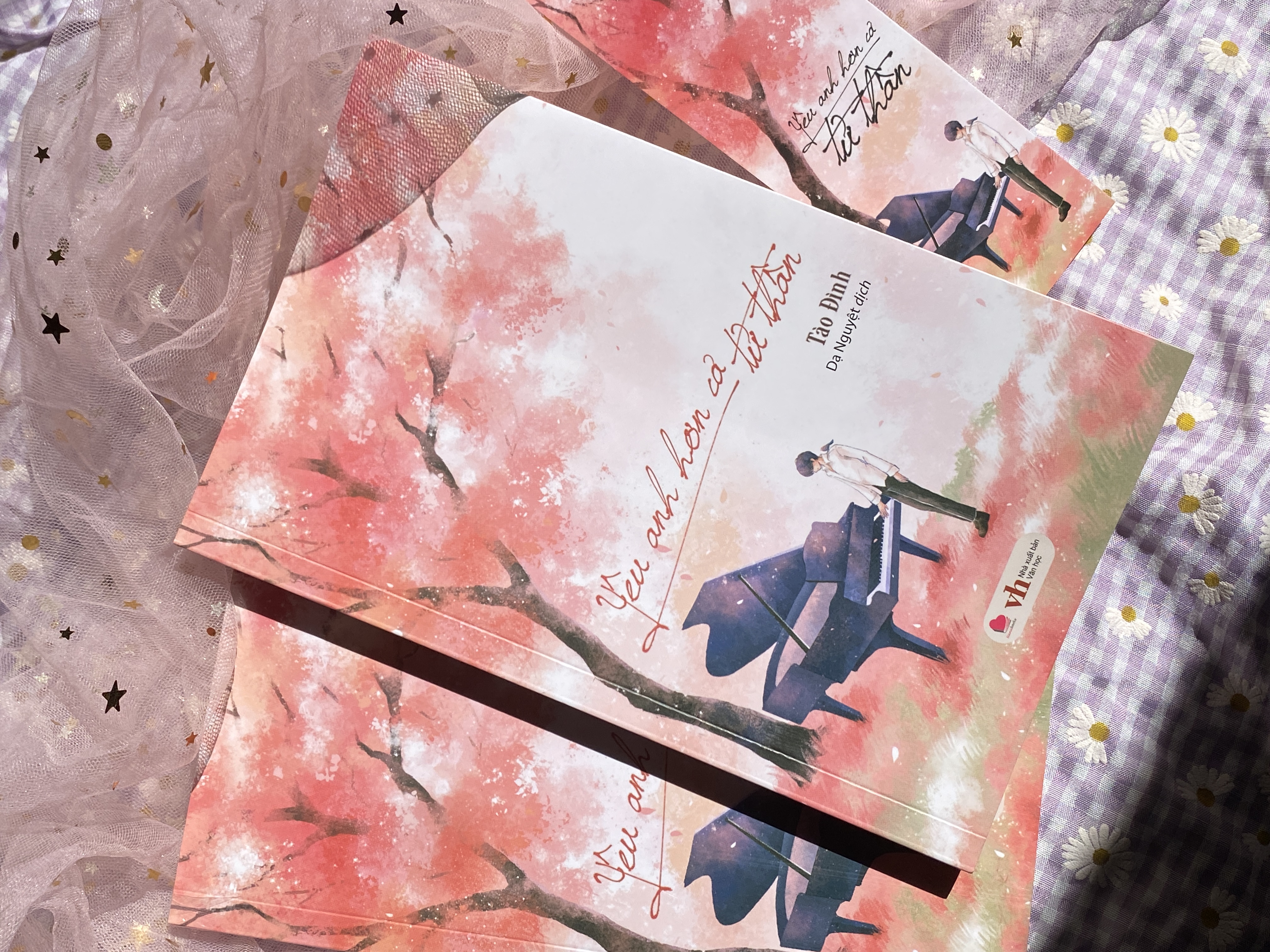 Sách - Yêu anh hơn cả tử thần (tái bản) - Bách việt