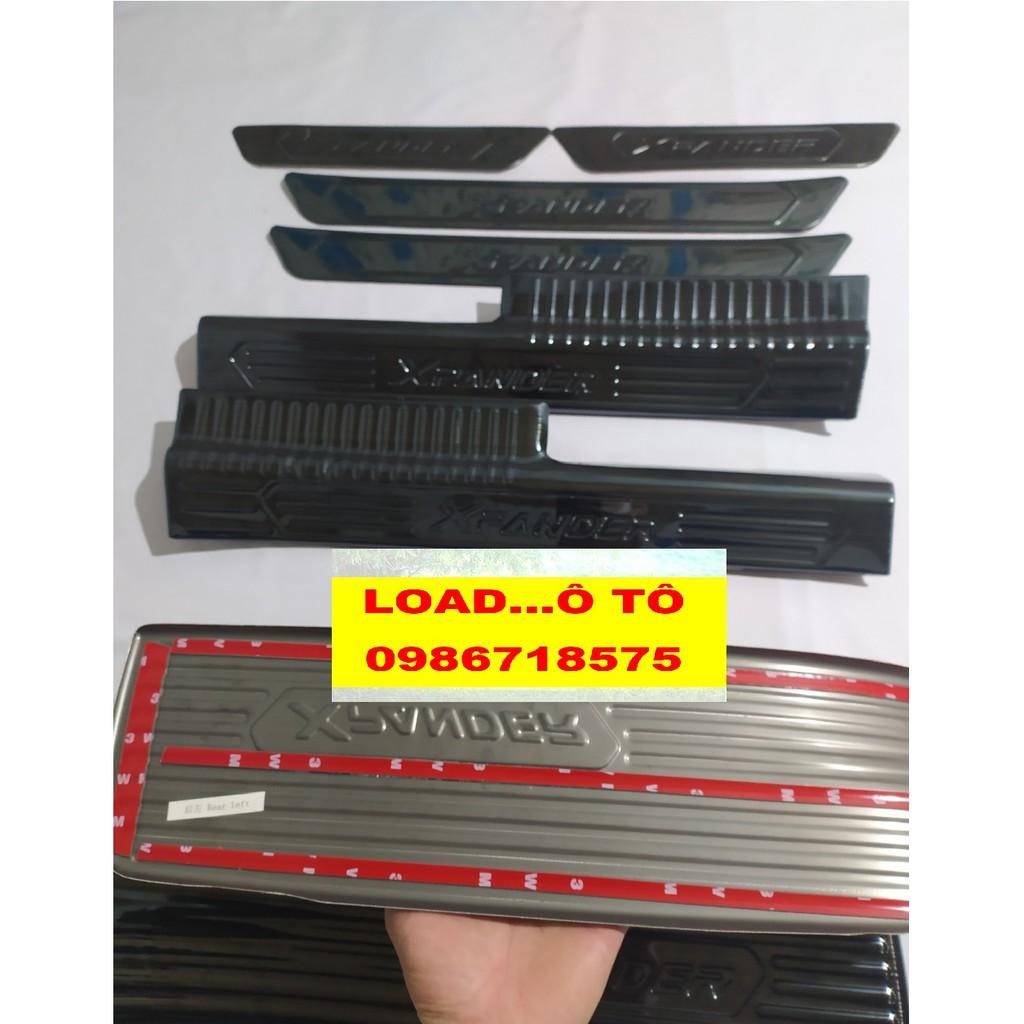 Ốp Bậc Cửa, Nẹp Bước Chân Xe Mitsubishi Xpander 2022-2018 Trong, Ngoài Chất Chất Liệu Titan Cao Cấp
