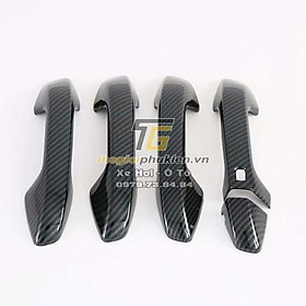 Bộ ốp tay nắm cửa, hõm cửa xe KIA Seltos 2020 vân Carbon