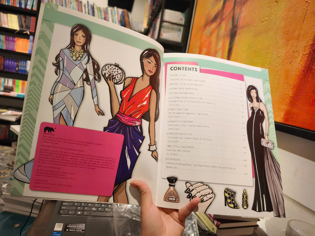 Sách - Drawing Fashion: Creating a Collection by Hilary Lovell - Fashion