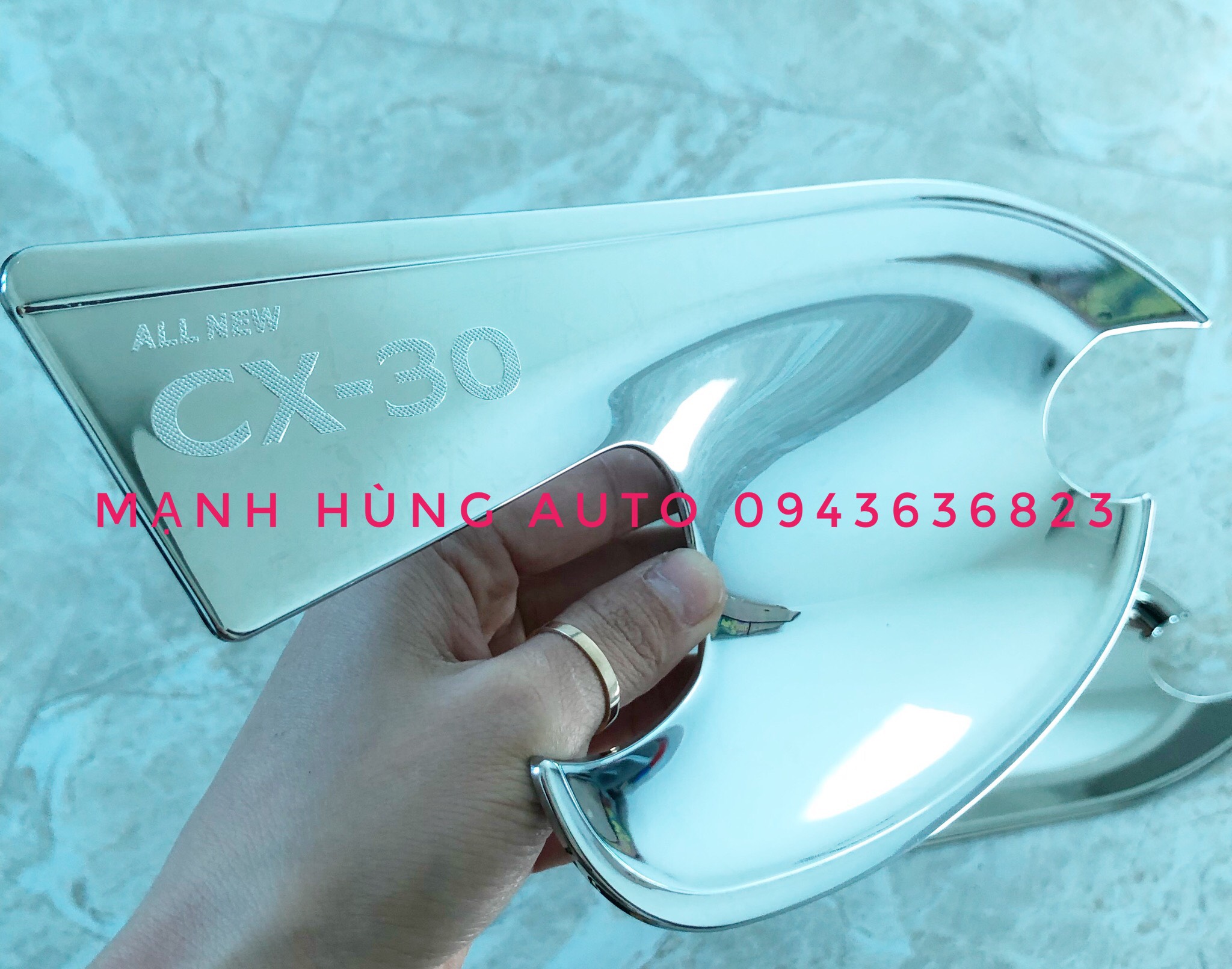 ỐP HÕM CỬA MẠ CROM XE MAZDA CX30