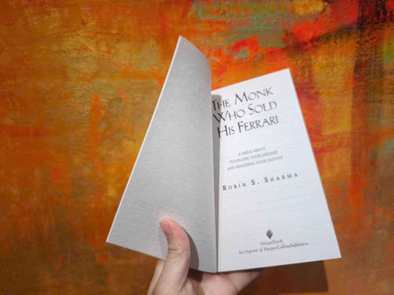 Sách - The Monk Who Sold His Ferrari: A Fable About Fulfilling Your Dreams & Reaching Your Destiny by Robin Sharma - KHỔ POCKET