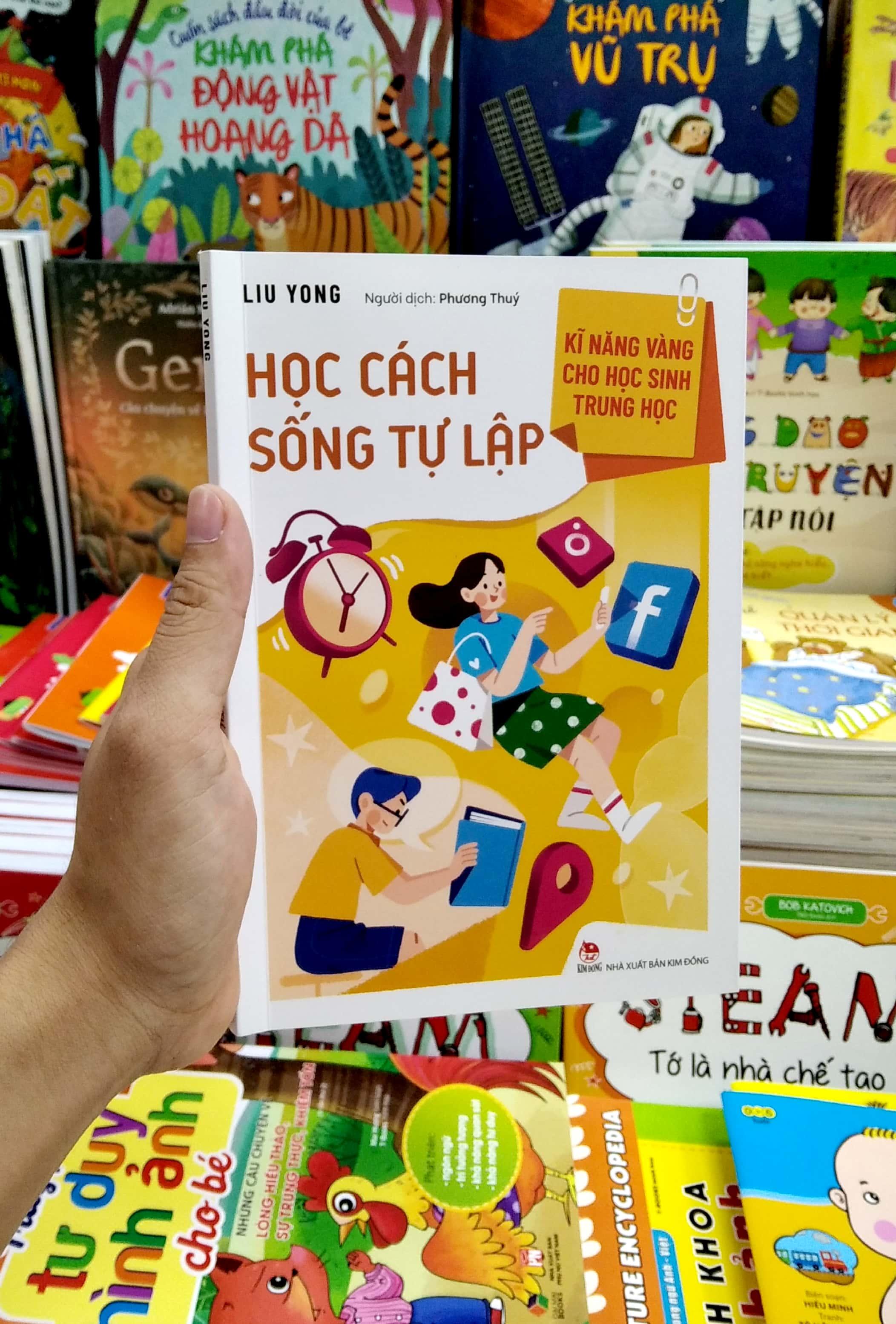Kĩ Năng Vàng Cho Học Sinh Trung Học - Học Cách Sống Tự Lập