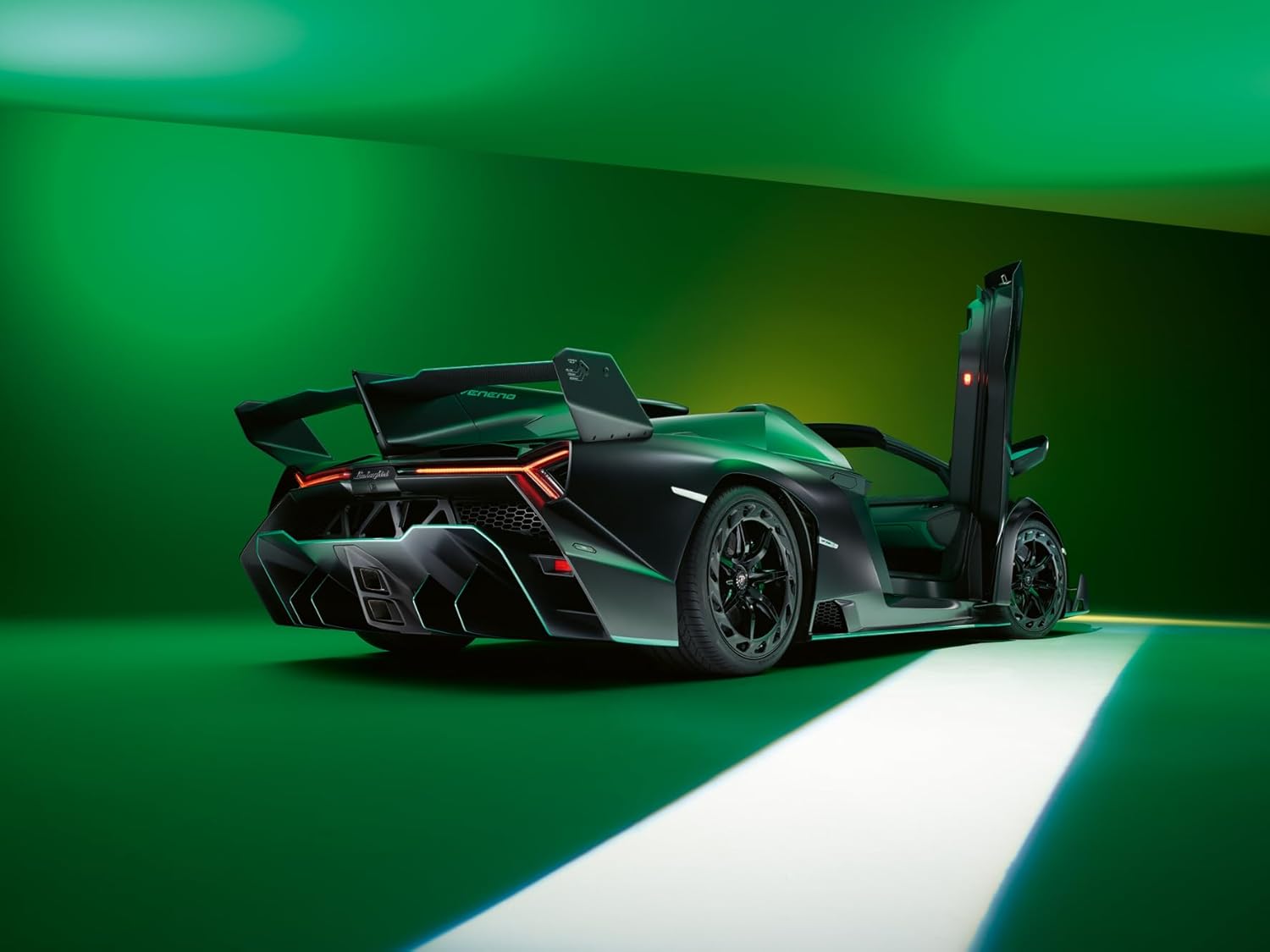 Black Beauties: Iconic Car