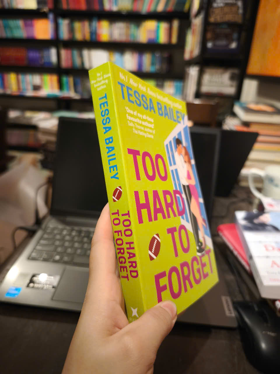Sách - Too Hard to Forget by Tessa Bailey - Romance / Fiction in English
