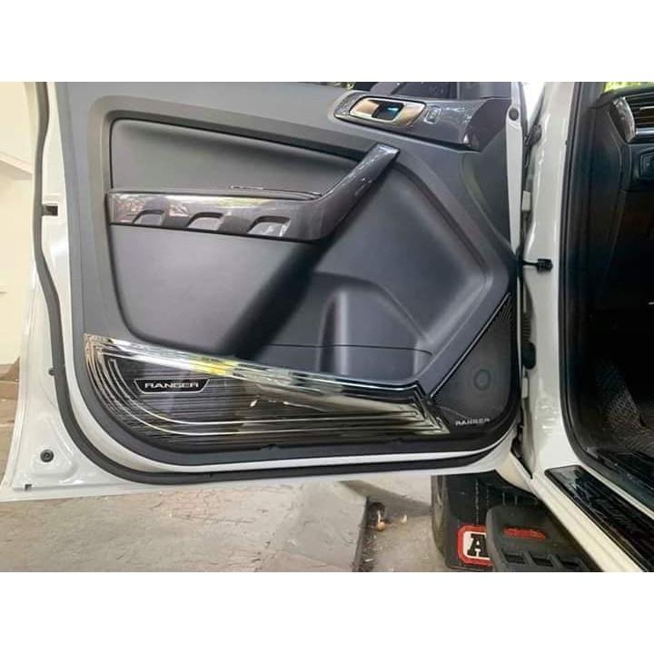 Ốp Tapli Cửa Xe Ranger 2016 đến 2020 mầu Titan bộ 4 tấm tặng kèm keo tăng dính