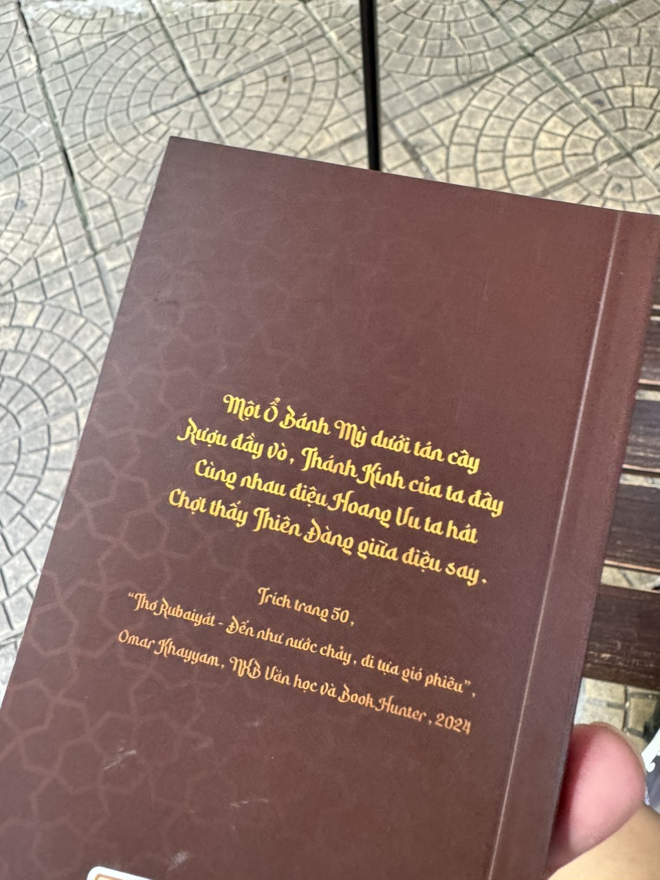 Thơ Rubaiyat – ĐẾN TỰA NƯỚC CHẢY, ĐI TỰA GIÓ PHIÊU – Omar Khayyam - Hà Thủy Nguyên dịch - Book Hunter