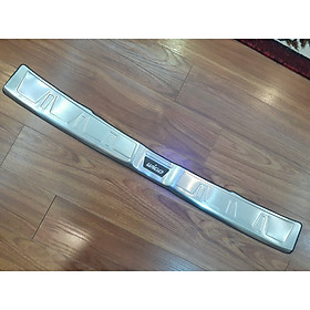 Bộ ốp chống trầy Cốp INOX dành cho xe Toyota Wigo - Bên ngoài