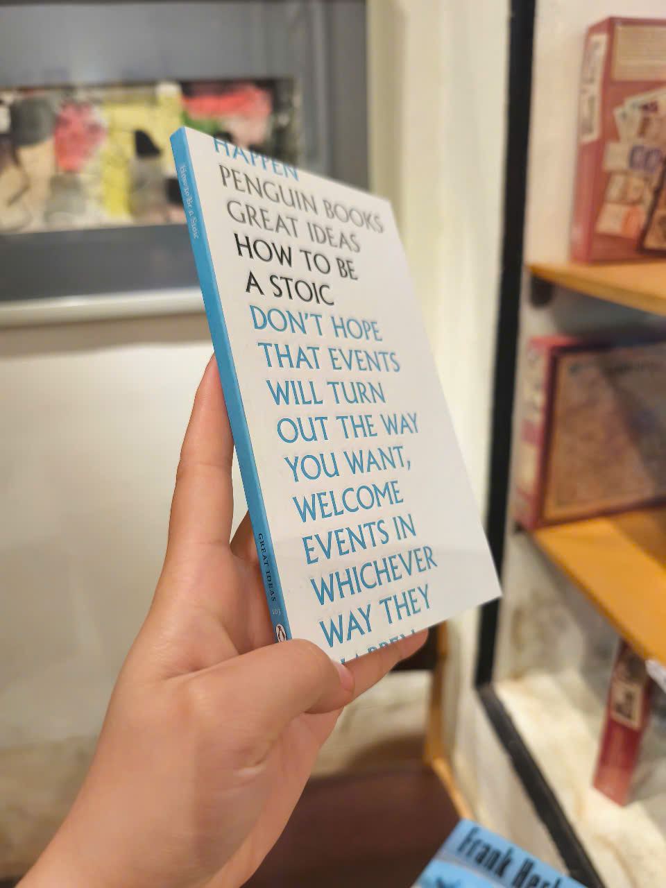 Sách - How To Be a Stoic: Simone de Beauvoir (Penguin Great Ideas) by Epictetus/Khổ Pocket/History & Schools of Thought