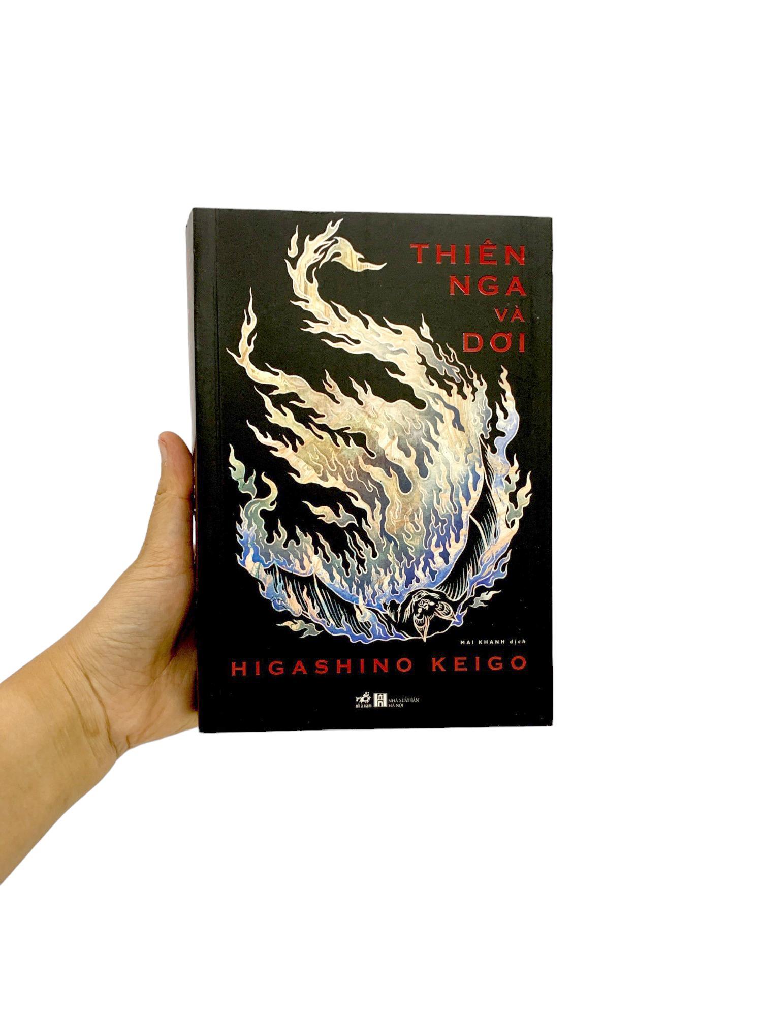 Thiên Nga Và Dơi
