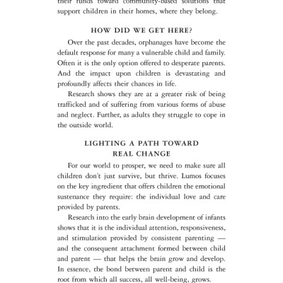 Harry Potter: The Tales Of Beedle The Bard (Paperback) Những chuyển kể của Beedle người hát rong (English Book)