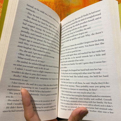 Sách - Normal People: The Multimillion Copy Bestseller by Sally Rooney / Tiểu thuyết tiếng Anh/Novel/Romance in English - Sách ngoại văn/Lãng mạn