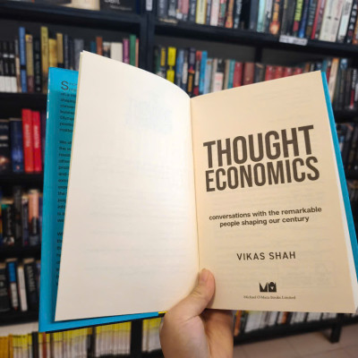 Sách - Thought Economics: Conversations with the Remarkable People Shaping Our Century by Vikas Shah - Nonfiction/ Economics in English