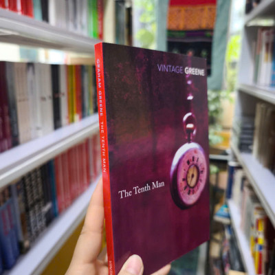 Sách - The Tenth Man by Graham Greene - Fiction /Classics /Historical Fiction in English