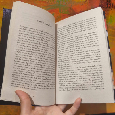 Sách - Orbital by Samantha Harvey - Best Science Fiction & Fantasy/Booker Prize Winner 2024