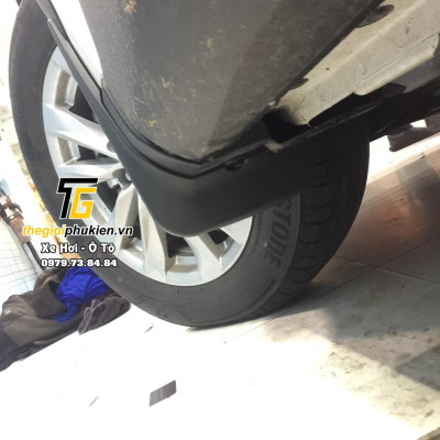 Bộ 4 chắn bùn theo xe Toyota Corolla Cross
