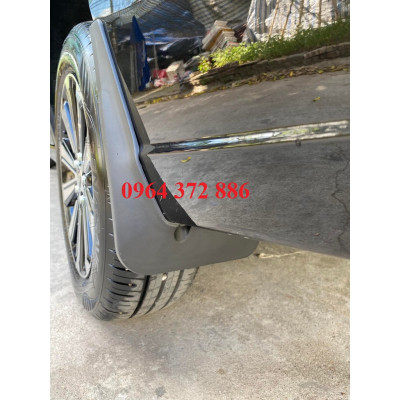 Chắn bùn nhựa dẻo xe Huyndai Creta 2022 2023 - có kèm theo ốc vít ( giá cả bộ)