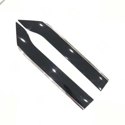 Bộ vè che mưa cao cấp viền chỉ mạ INOX dành cho xe Toyota Fortuner 2015-2019