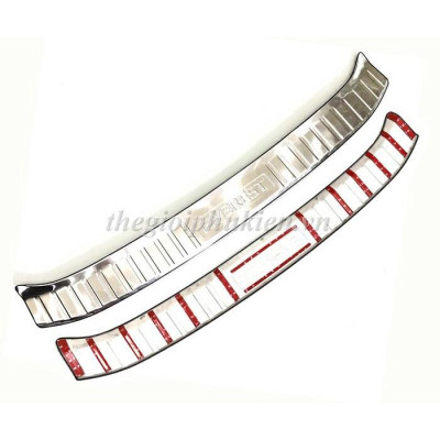 BỘ SẢN PHẨM Nẹp bước chân và ốp chống trầy cốp Ford Everest 2016-2019 - Mẫu Inox