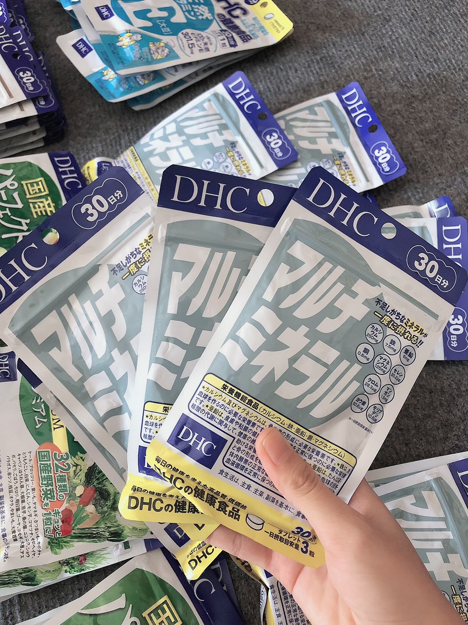 Thực phẩm bảo vệ sức khỏe Viên uống khoáng tổng hợp DHC Multi Minerals 30 ngày ( hàng chính hãng, có tem phụ )