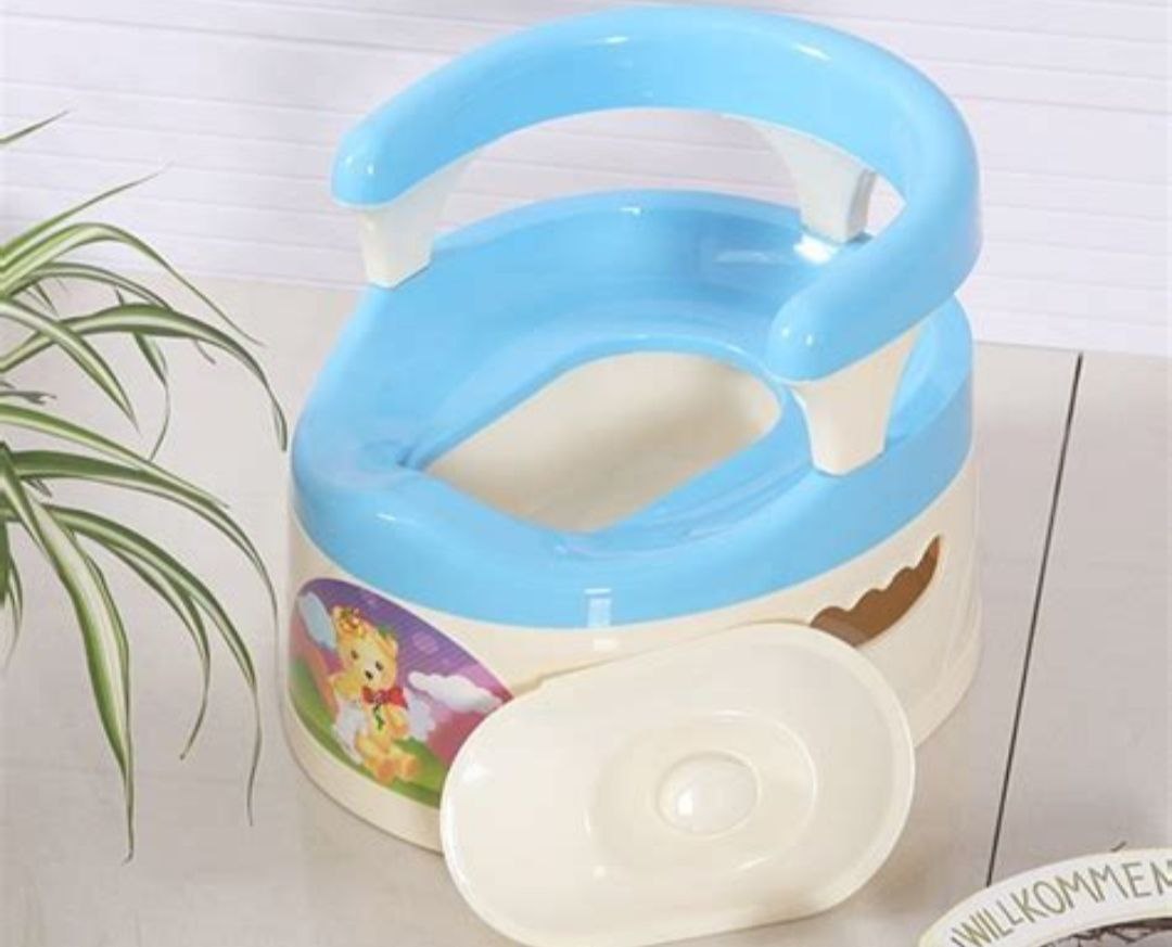 BÔ VỆ SINH CÓ TỰA LƯNG CHO BÉ ( MÀU NGẪU NHIÊN )