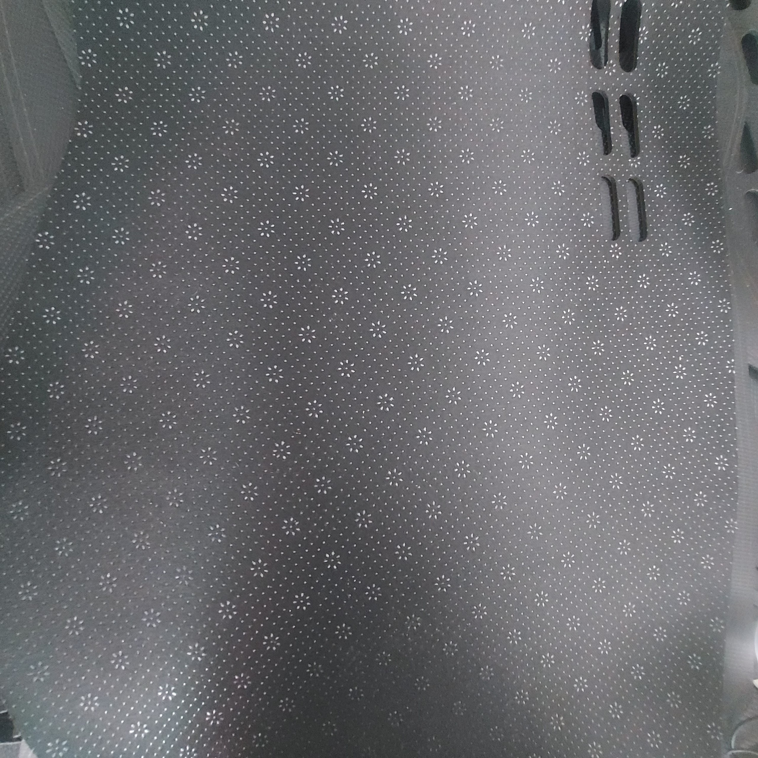 Thảm da Taplo vân Carbon Cao cấp dành cho xe Kia Cerato 2020 có khắc chữ Kia Cerato và cắt bằng máy lazer