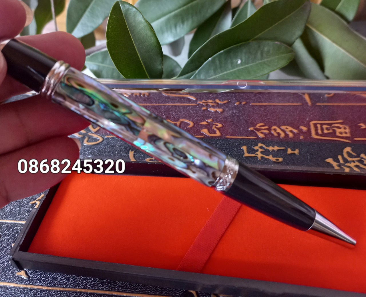 Bút bi viết ký phong cách lịch mãn đẳng cấp khảm vỏ bào ngư xanh