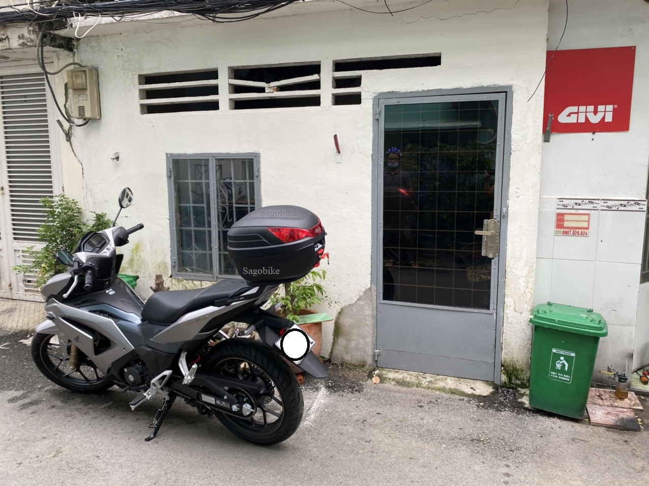 Thùng Givi B27N và baga givi gắn cho Winner X 2022, thùng xe Winner X V3