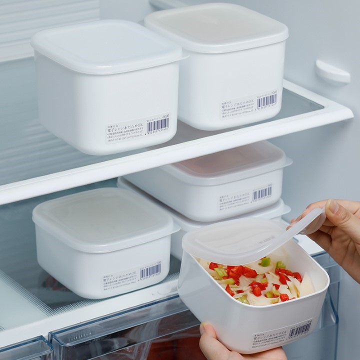 Set 02 hộp đựng thực phầm White Pack 700ml và 800ml, thiết kế tinh tế, đẹp mắt, khả năng giữ kín hơi vượt trội - nội địa Nhật Bản