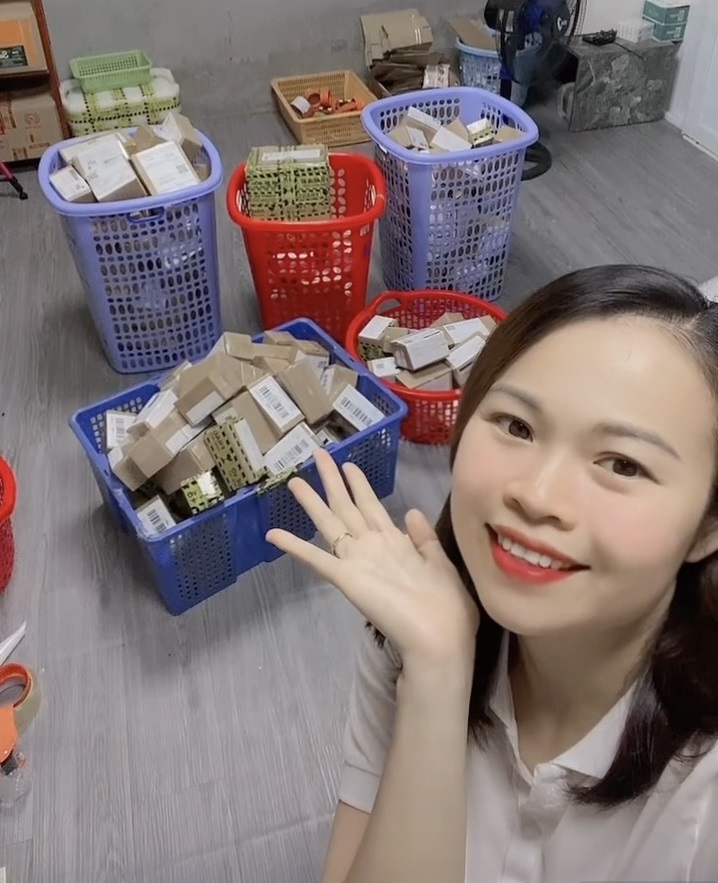 Vitamin TP X5 Thái Lan Viên Uống Hỗ Trợ Tăng Cân, Ăn Ngon, Cải Thiện Cân Nặng 100 Viên