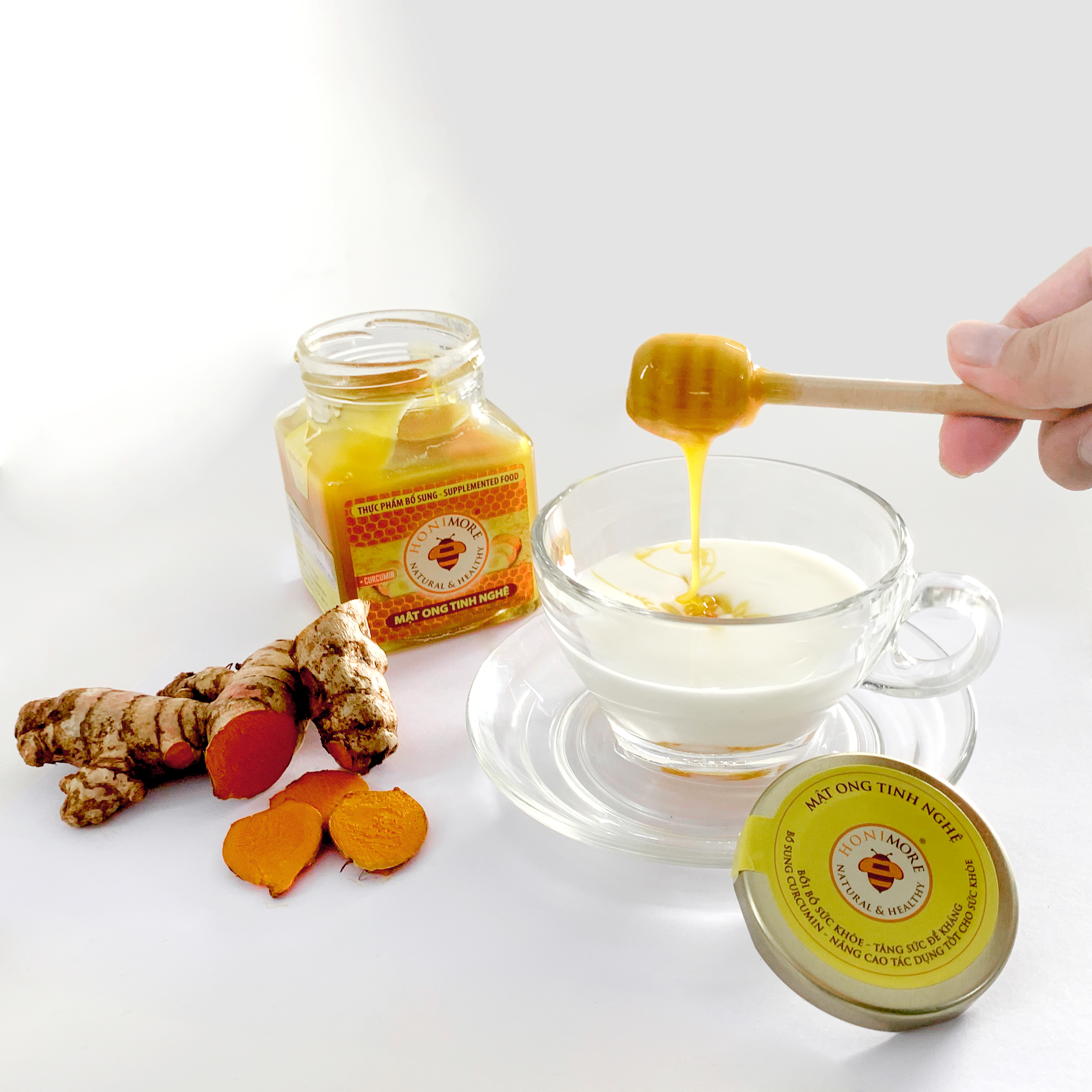 Combo mật ong tinh bột nghệ Honimore 360g và mật ong rừng nguyên chất 360g - Giúp hỗ trợ cải thiện đau dạ dày, chăm sóc da, tăng cường sức đề kháng