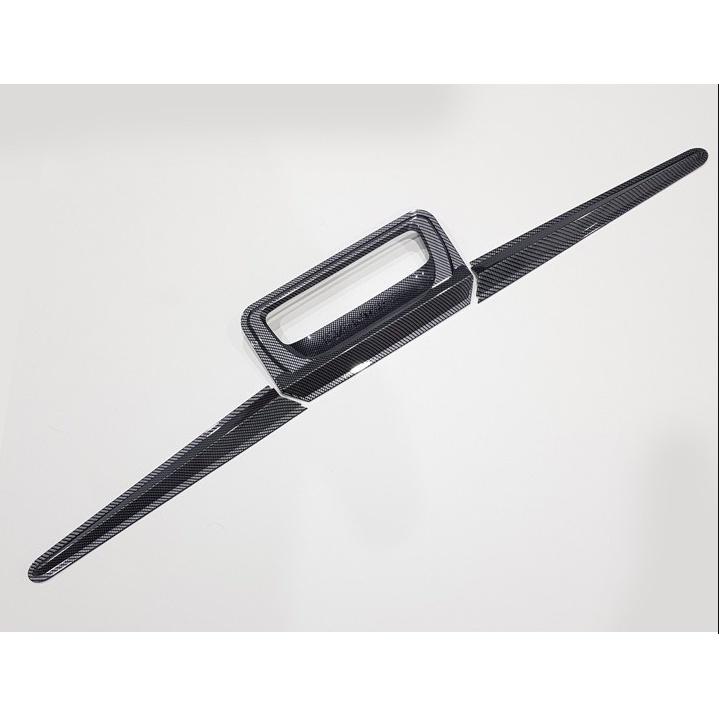 Ốp tay mở cốp sau carbonxe Ford Ranger vân cacbon cao cấp, dùng chung cho các đời xe