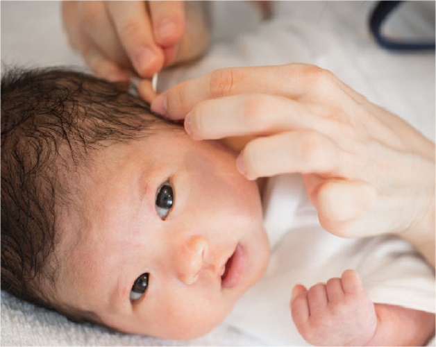 Hộp 200 tăm bông siêu mềm kháng khuẩn cho bé Sanyo Bale - Hàng Nội Địa Nhật Bản